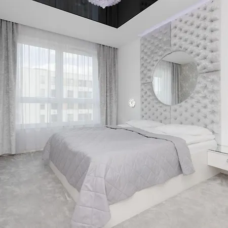 Elegant Apartments With Balcony & Parking Warsaw By Noclegi Renters Exterior foto