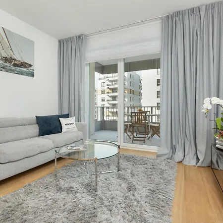 Elegant Apartments With Balcony & Parking Warsaw By Noclegi Renters Exterior foto